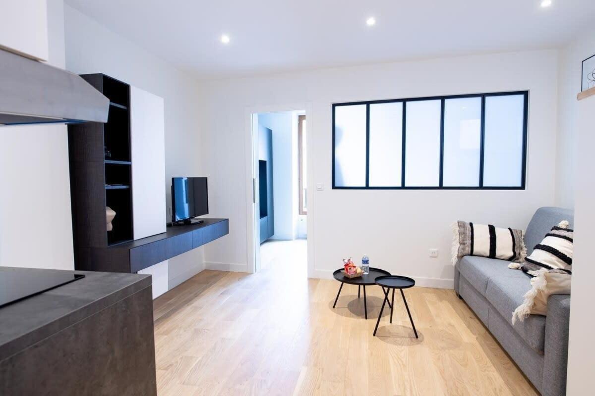 Appart'Hotel Prada Chic & Quality Фонтенбло Экстерьер фото